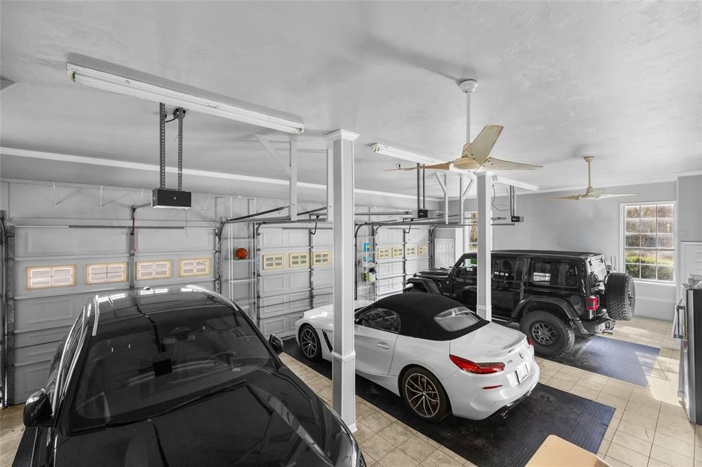 Garage, Interior