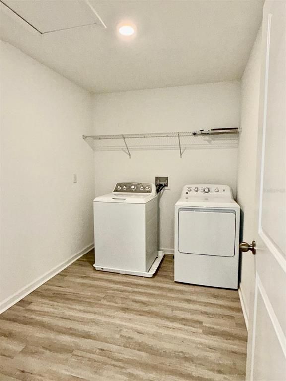 Interior, Recessed Lighting, Utility Closets, Washer, Wood Texture Flooring