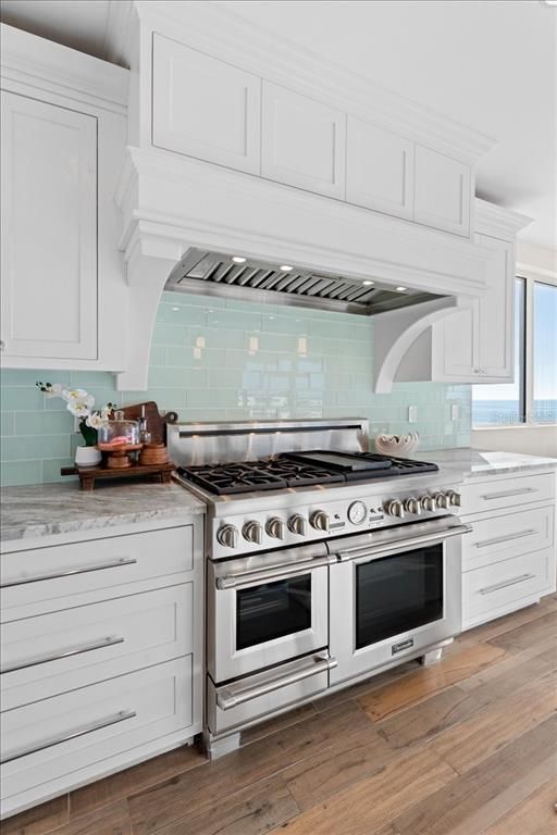 Interior, Kitchen, Stainless Steel Appliances, Water, Wood Texture Flooring