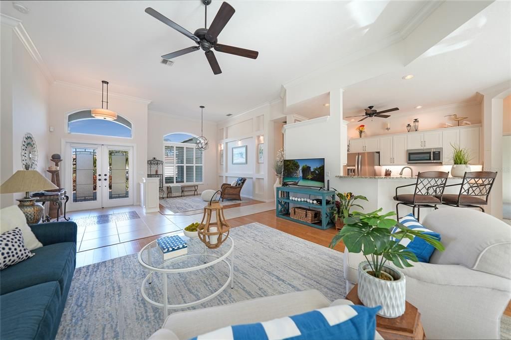 Dining room, Interior, Kitchen, Living room, Pendant Lights, Recessed Lighting, Stainless Steel Appliances, Wood Texture Flooring