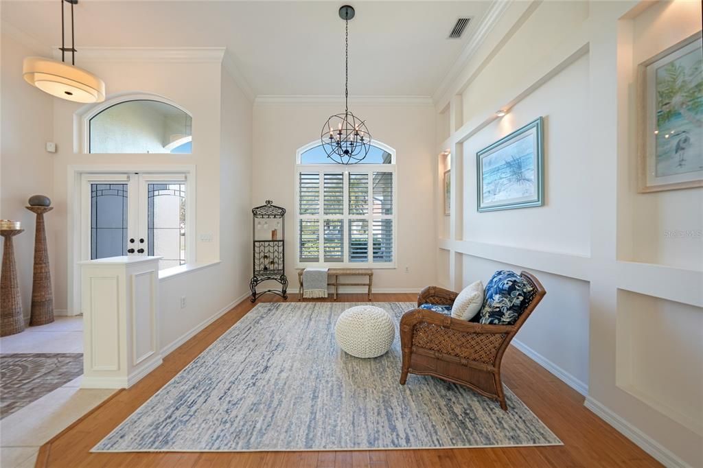 Interior, Pendant Lights, Wood Texture Flooring