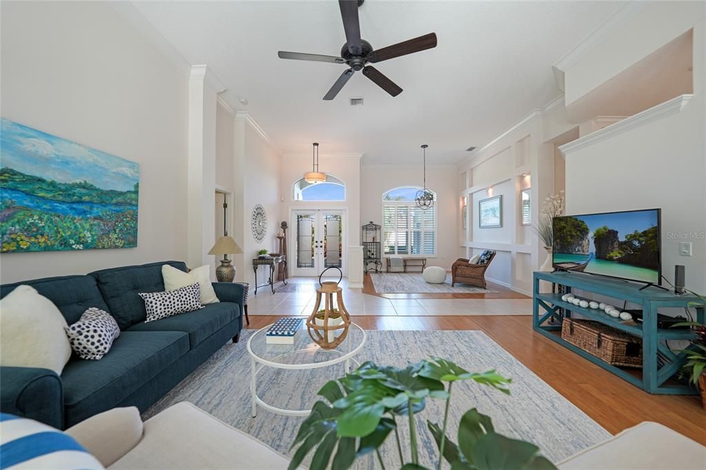Interior, Living room, Pendant Lights, Wood Texture Flooring