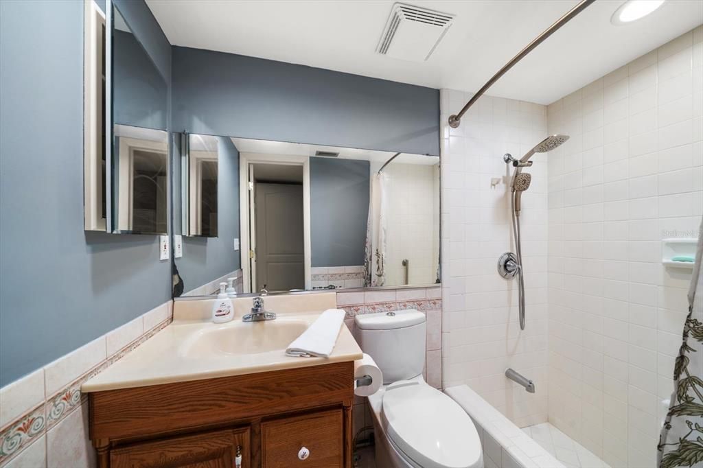 Bathroom, Interior, Recessed Lighting, Tile Countertops