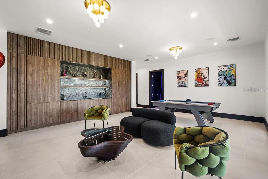 Billiard Table, Game Room, Interior, Recessed Lighting