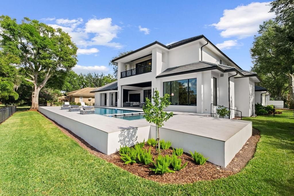 Backyard, Exterior, Pool