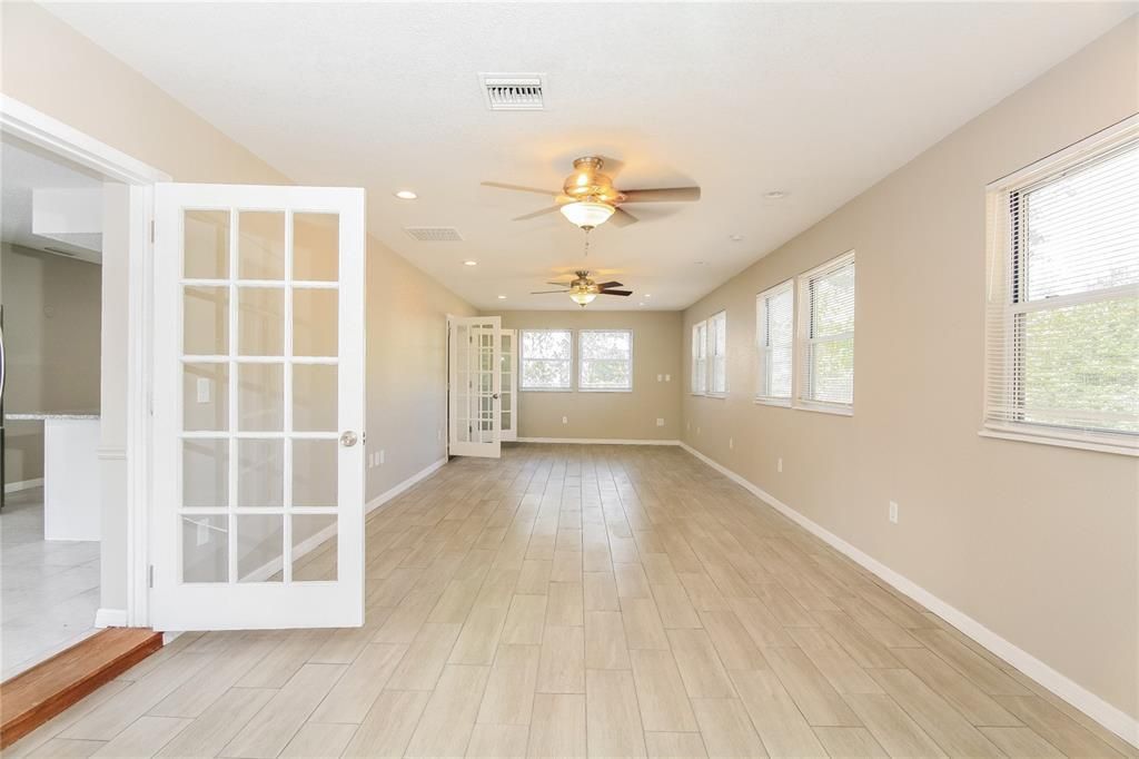Empty room, Interior, Recessed Lighting, Wood Texture Flooring