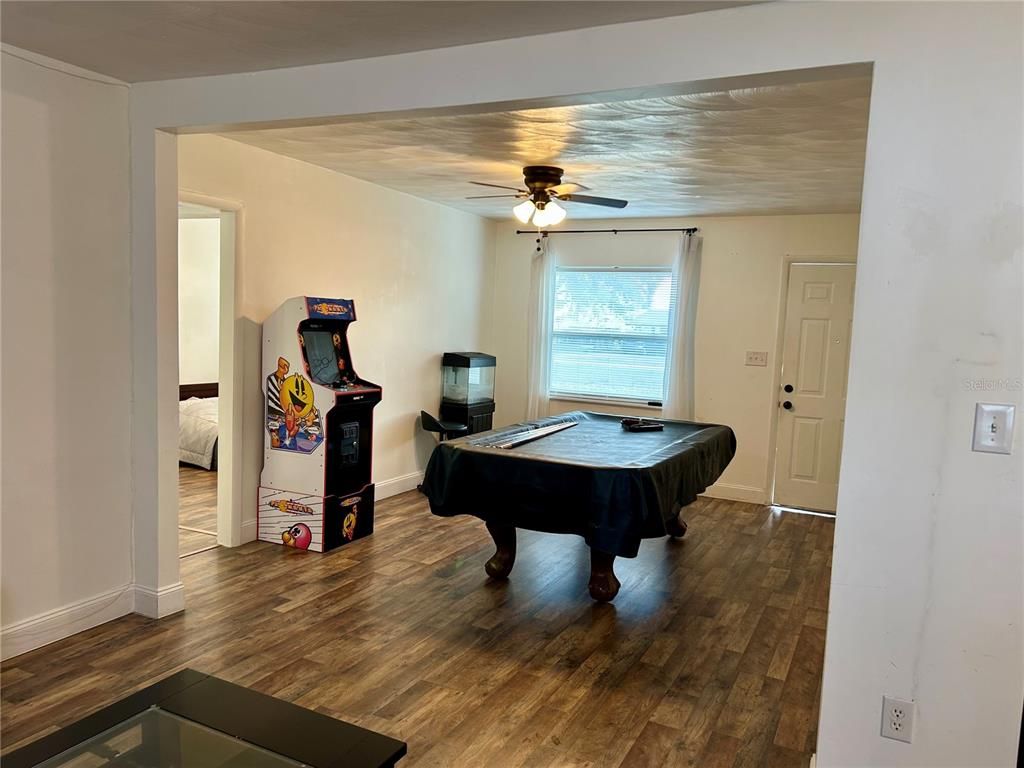 Billiard Table, Game Room, Interior, Wood Texture Flooring