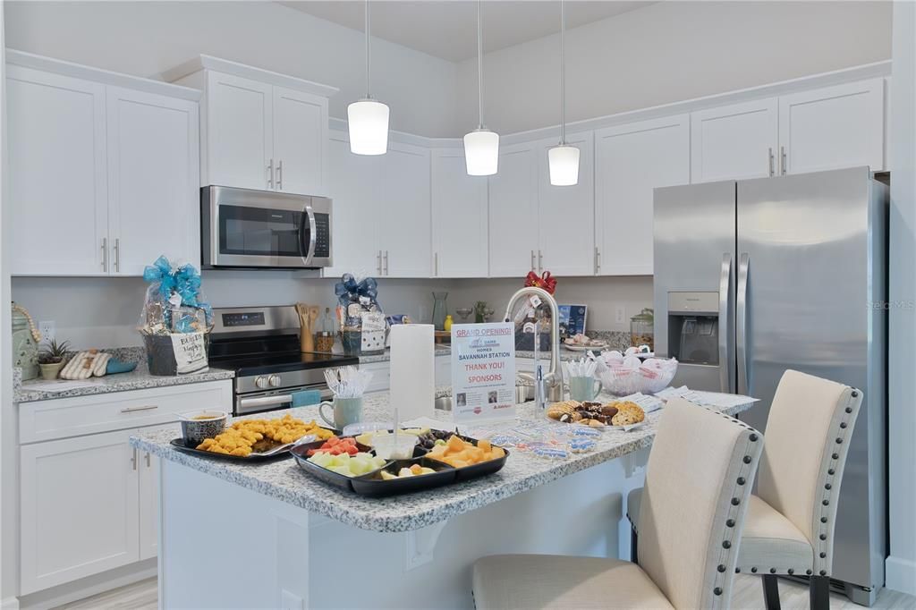 Interior, Kitchen, Pendant Lights, Stainless Steel Appliances