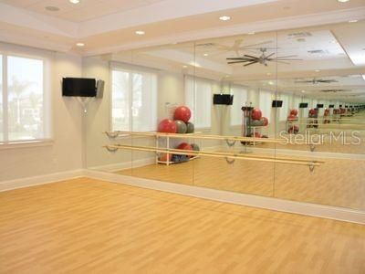 Fitness Equipment, Interior, Recessed Lighting, Wood Texture Flooring