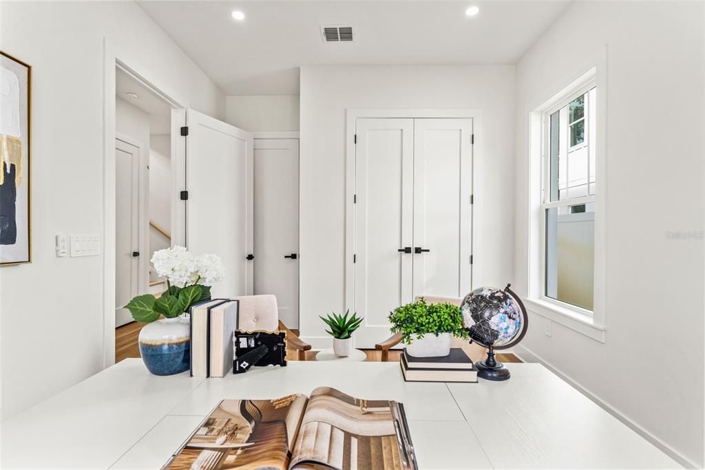 Home Office, Interior, Recessed Lighting