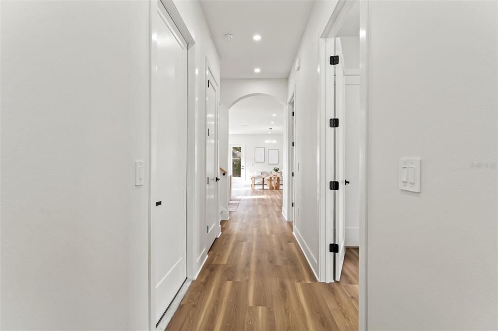 Interior, Recessed Lighting, Wood Texture Flooring