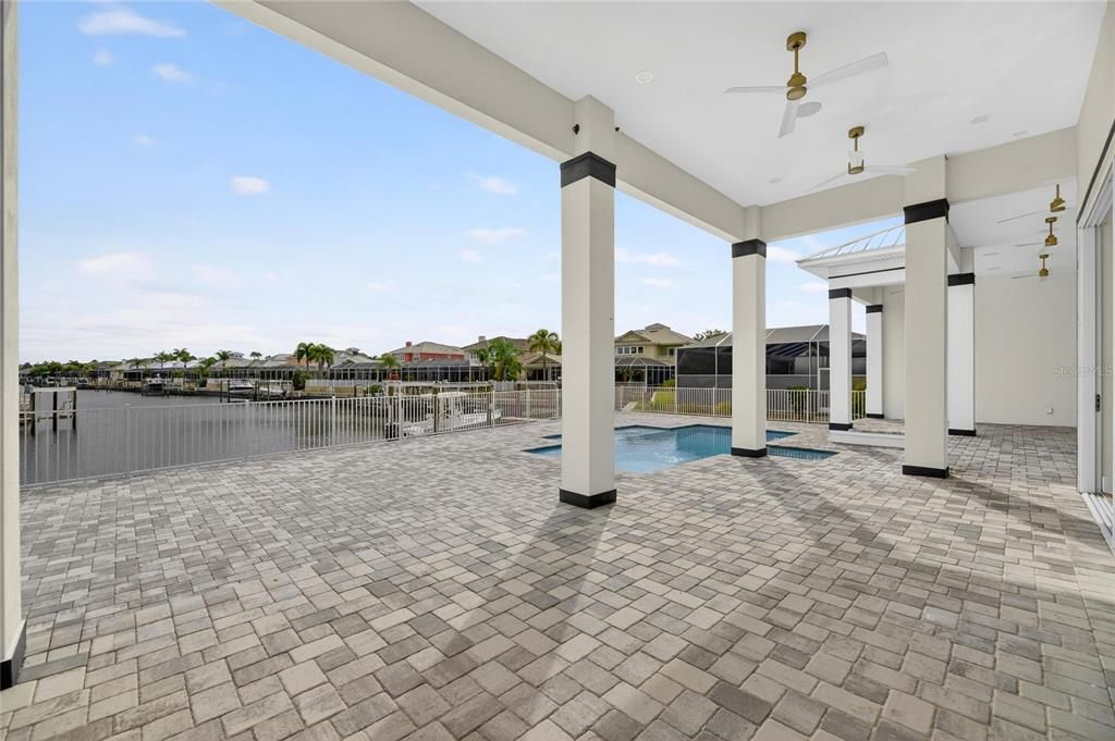 Exterior, Pool, Water