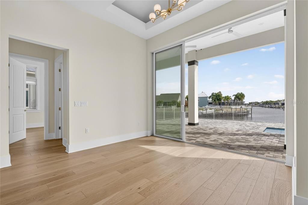 Empty room, Interior, Water, Wood Texture Flooring