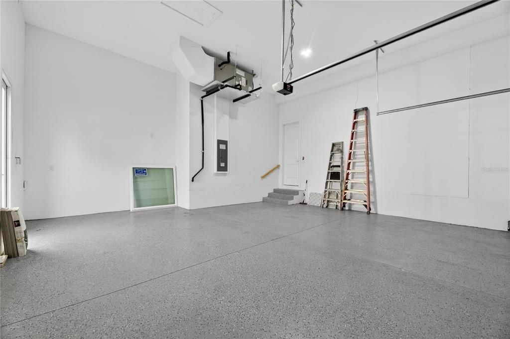 Empty room, Garage, Interior