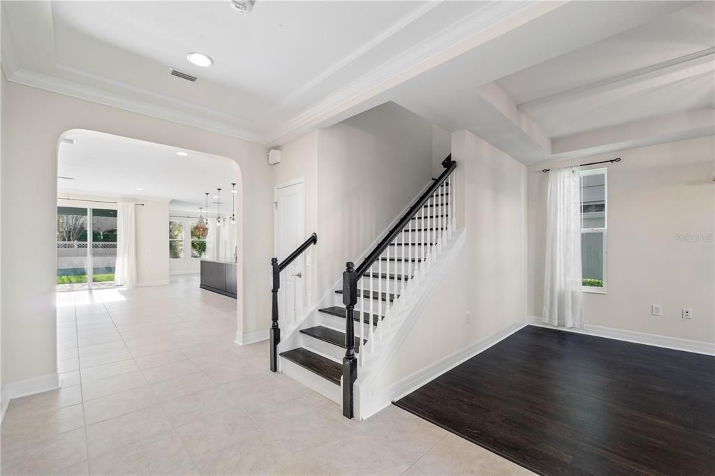 Interior, Pendant Lights, Recessed Lighting, Wood Texture Flooring