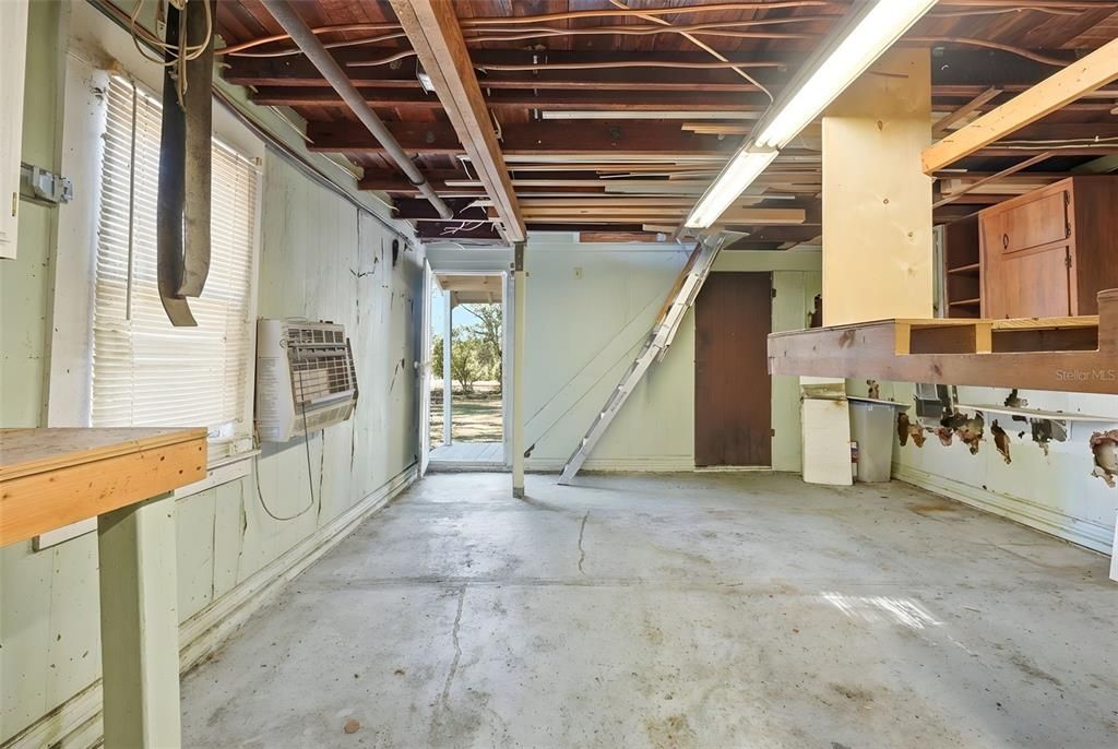 Interior, Wooden Beams