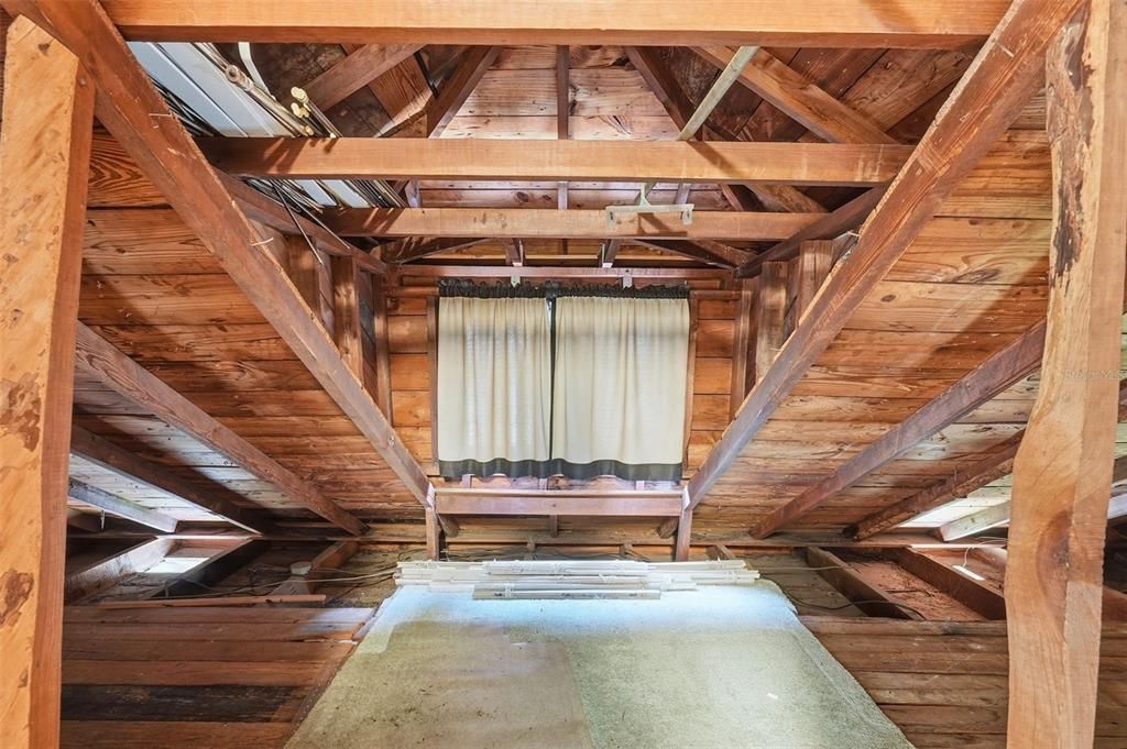 Empty room, Interior, Wooden Beams, Wooden Ceilings, Wooden Walls