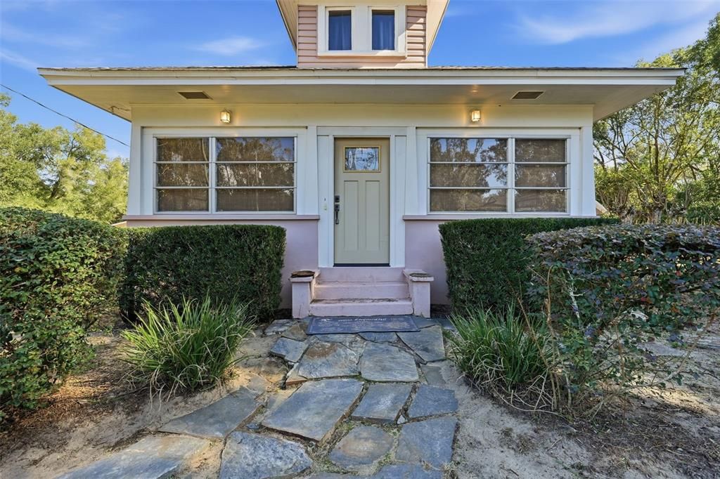 Exterior, Facade, None