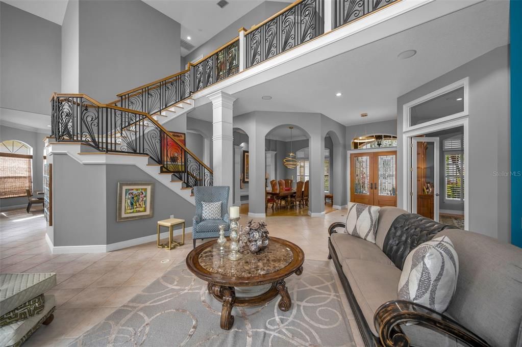 Dining room, Interior, Living room, Pendant Lights, Recessed Lighting