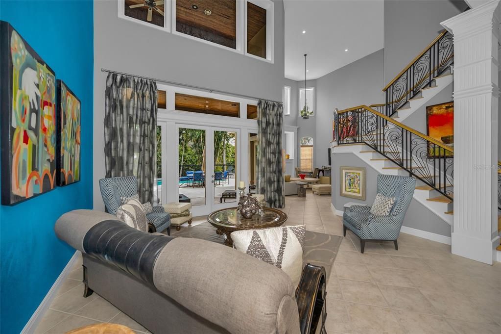 Interior, Living room, Pendant Lights, Recessed Lighting