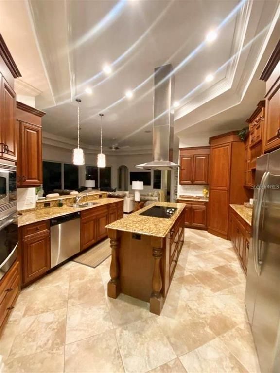 Interior, Kitchen, Pendant Lights, Recessed Lighting, Stainless Steel Appliances