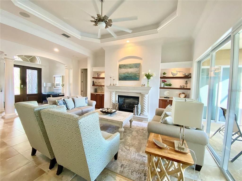 Fireplace, Interior, Living room, Recessed Lighting