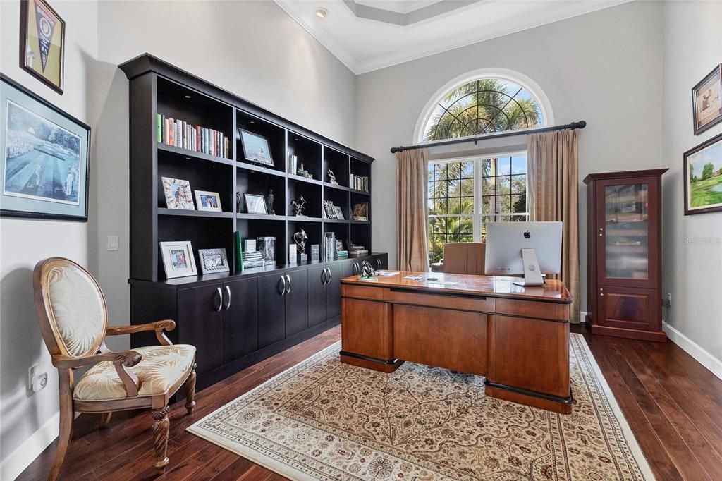 Home Office, Interior, Recessed Lighting, Wood Texture Flooring
