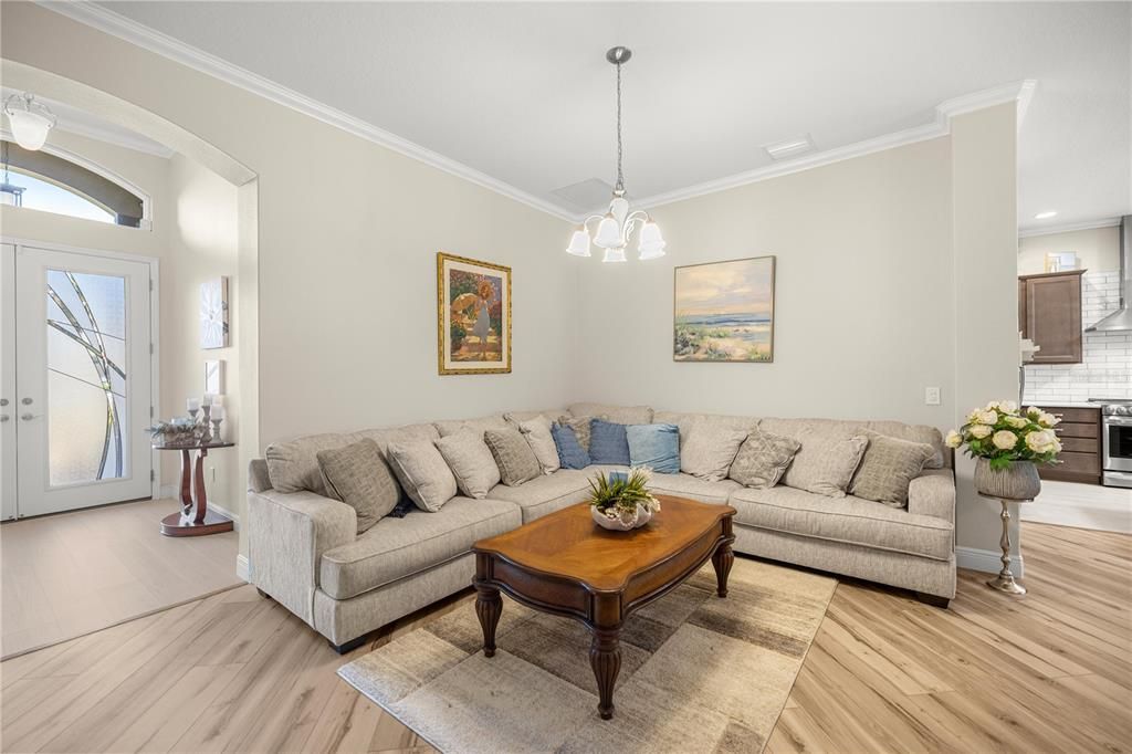 Interior, Kitchen, Living room, Pendant Lights, Recessed Lighting, Wood Texture Flooring