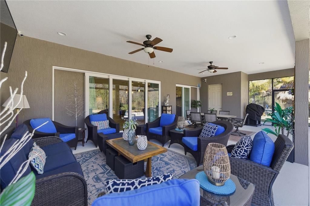 Dining room, Interior, Living room, Recessed Lighting