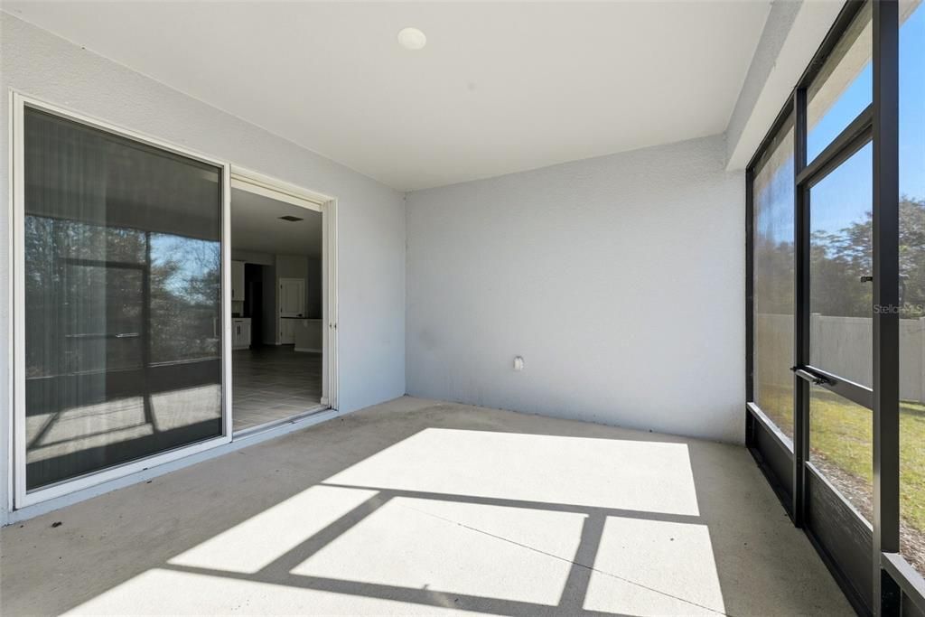 Empty room, Interior, Sun Room