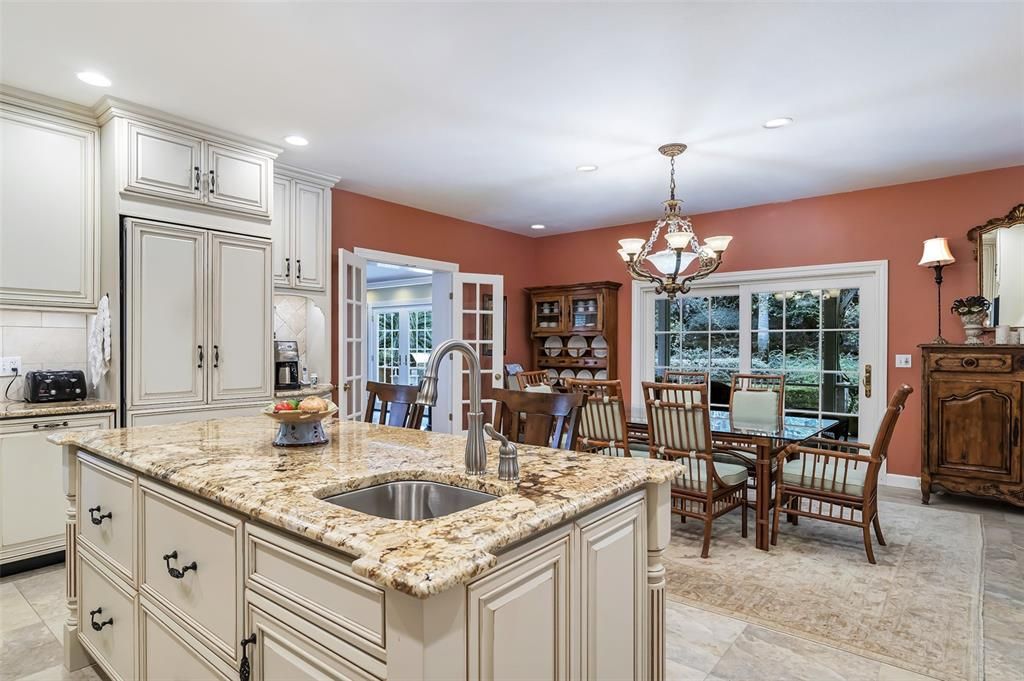 Chandelier, Dining room, Interior, Kitchen, Recessed Lighting
