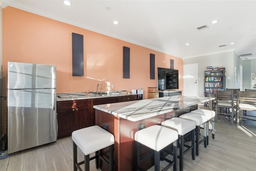 Dining room, Interior, Kitchen, Recessed Lighting, Wood Texture Flooring