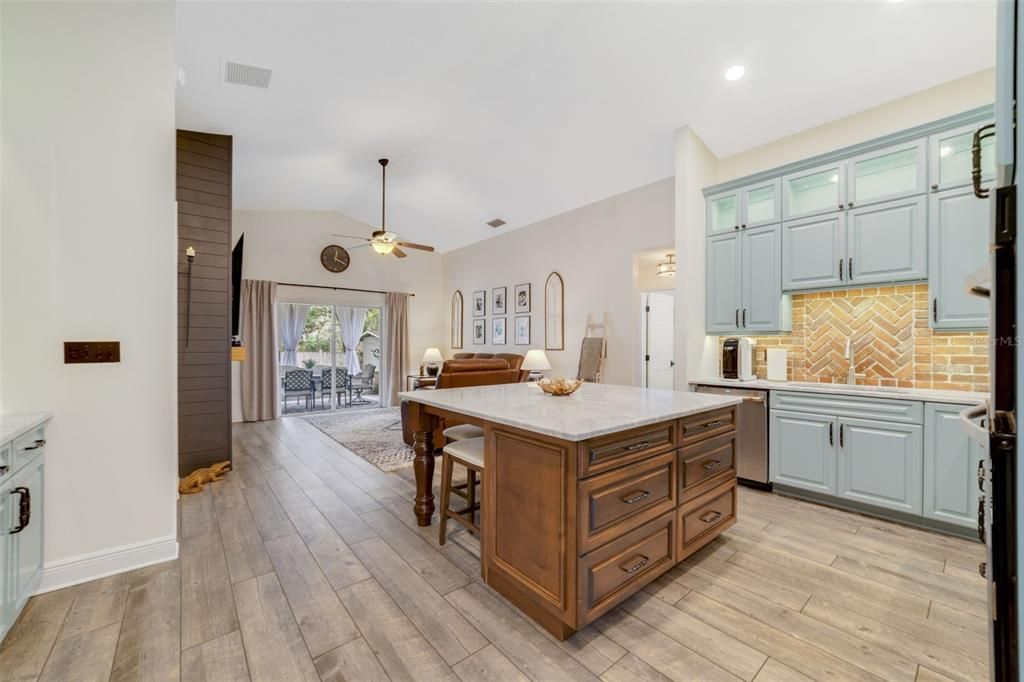 Dining room, Interior, Kitchen, Recessed Lighting, Wood Texture Flooring