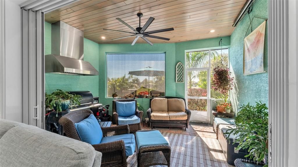 Interior, Kitchen, Living room, Recessed Lighting, Stainless Steel Appliances, Wooden Ceilings