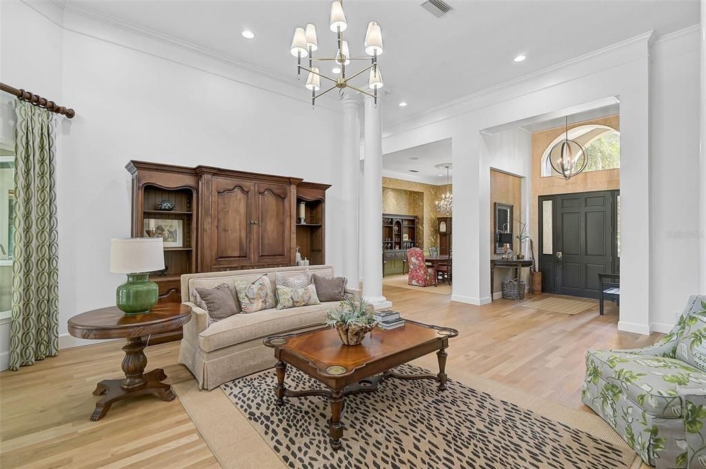 Chandelier, Interior, Living room, Pendant Lights, Recessed Lighting, Wood Texture Flooring