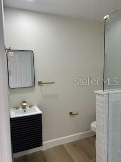 Bathroom, Interior, Recessed Lighting, Wood Texture Flooring