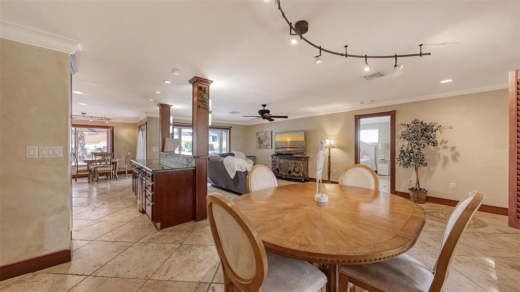 Dining room, Interior, Living room, Recessed Lighting