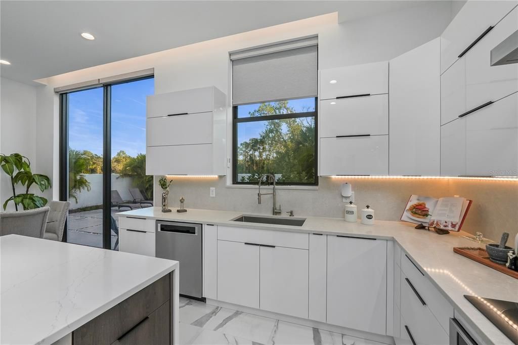 Interior, Kitchen, Marble, Recessed Lighting