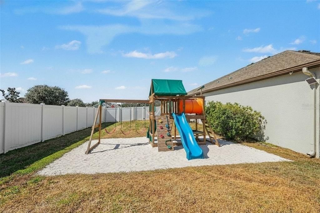 Backyard, Exterior, Playground