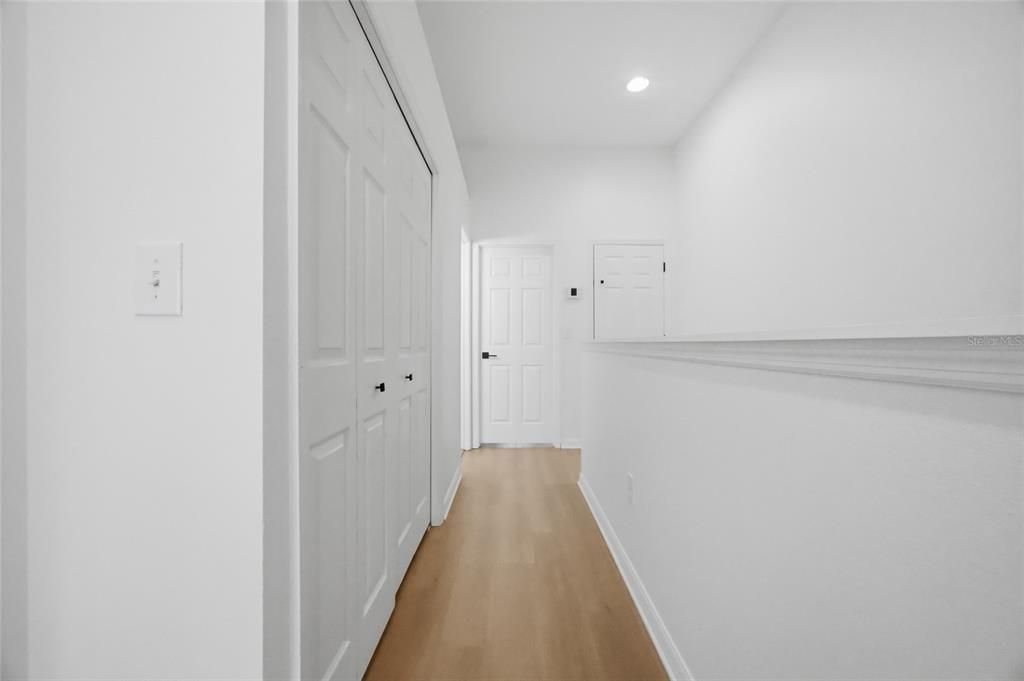 Interior, Recessed Lighting, Wood Texture Flooring