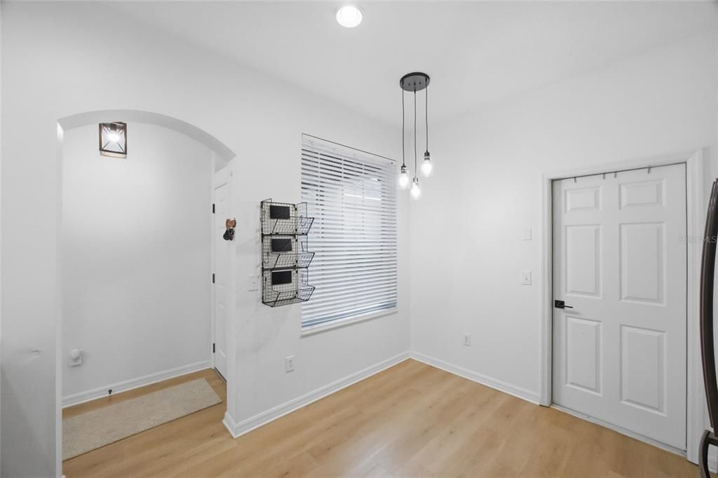 Empty room, Interior, Pendant Lights, Recessed Lighting, Wood Texture Flooring