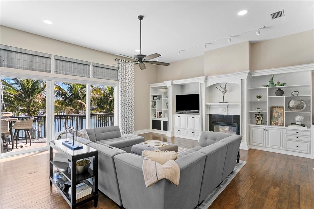 Fireplace, Interior, Living room, Recessed Lighting, Wood Texture Flooring