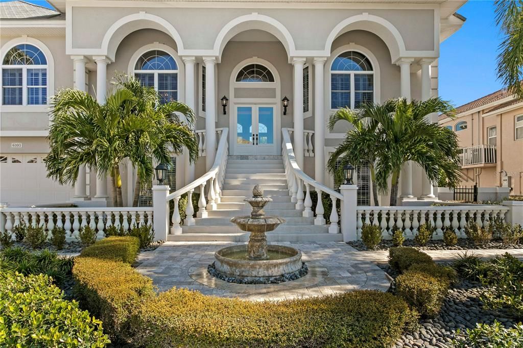 Exterior, Facade, None