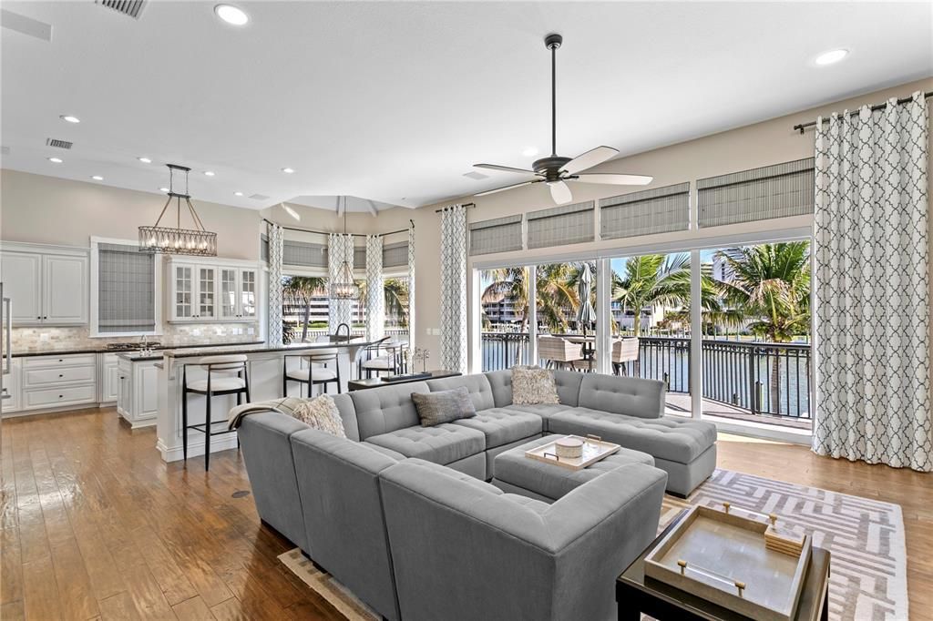 Chandelier, Interior, Kitchen, Living room, Pendant Lights, Recessed Lighting, Wood Texture Flooring