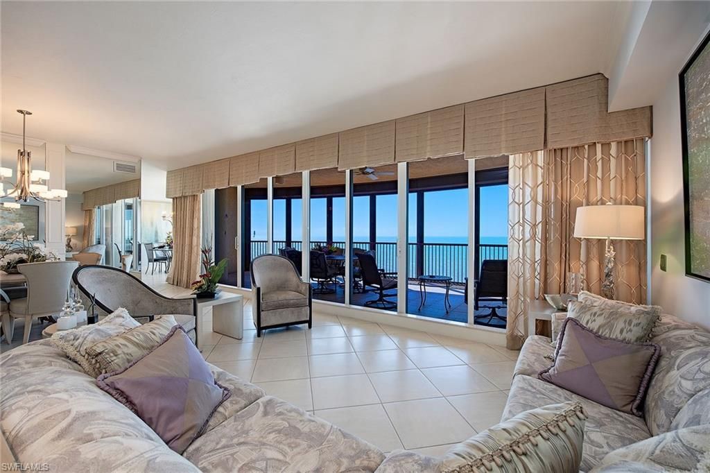 Chandelier, Interior, Living room, Pendant Lights, Water