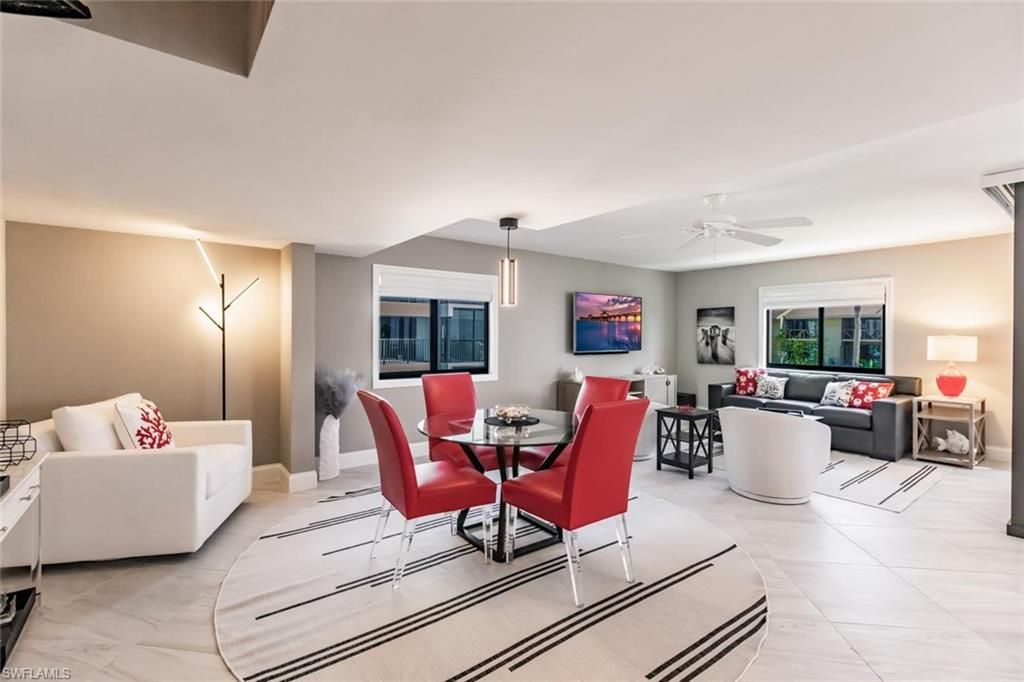 Dining room, Interior, Living room, Pendant Lights