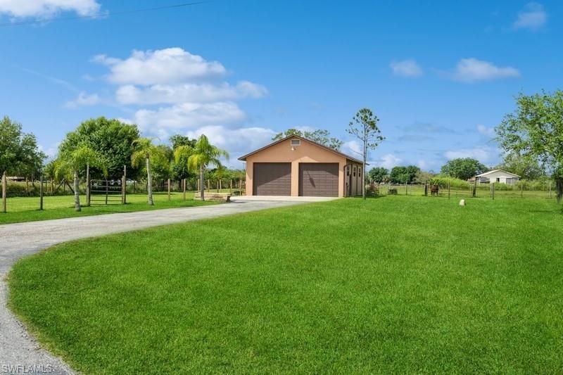 Backyard, Detached Garage, Exterior
