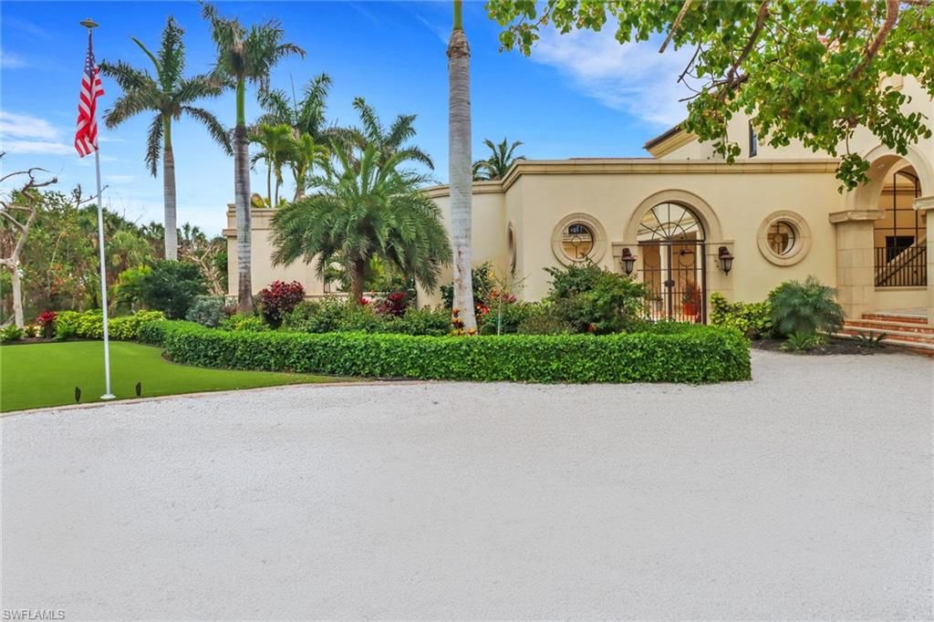 Backyard, Exterior, Facade, Spanish Mediterranean