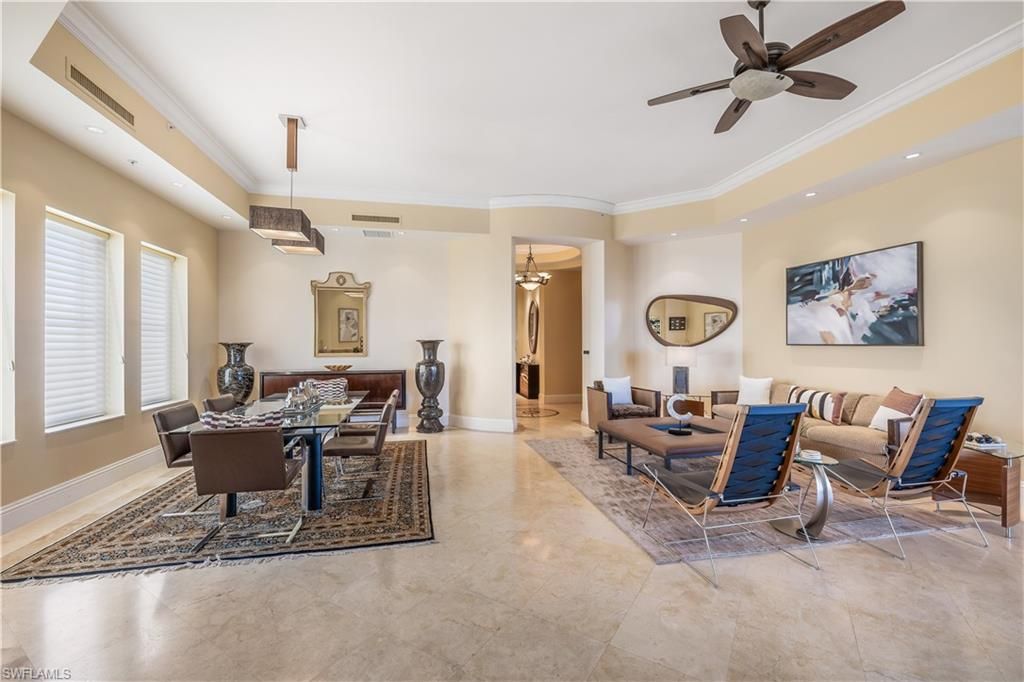 Dining room, Interior, Living room, Pendant Lights, Recessed Lighting
