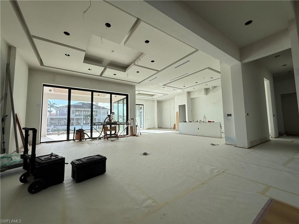 Fitness Equipment, Interior, Recessed Lighting